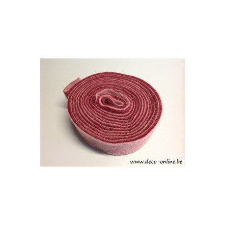 WOL VILT 7.5CM +/-5M 2 COLOURS ROOS/ROOD