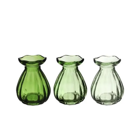 Glas vaasje d7 h9 groen 12st